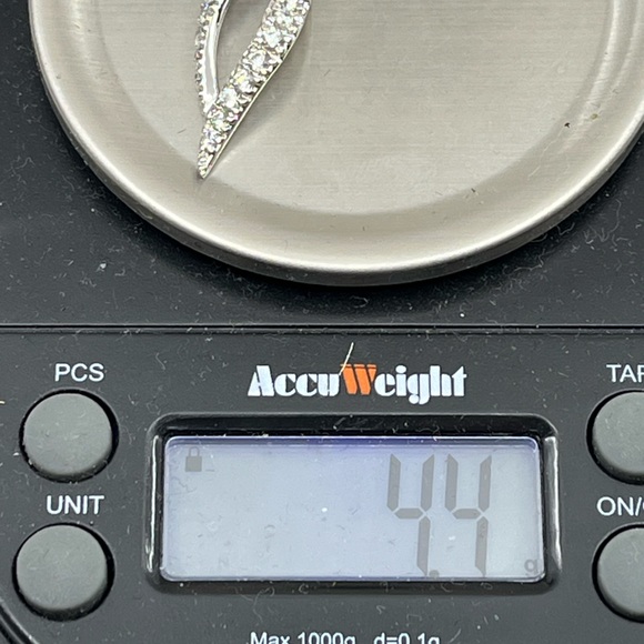 Elegant Vintage QVC Diamonique Earrings - Sterling Silver with Sparkling Stones - Picture 15 of 16